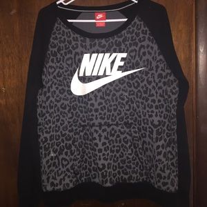 Nike sweatshirt