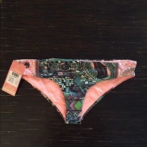 2016 NWT Maaji 'Gypsy Surfer' Bikini Bottom
