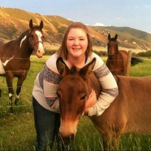 Meet your Posher, Leah
