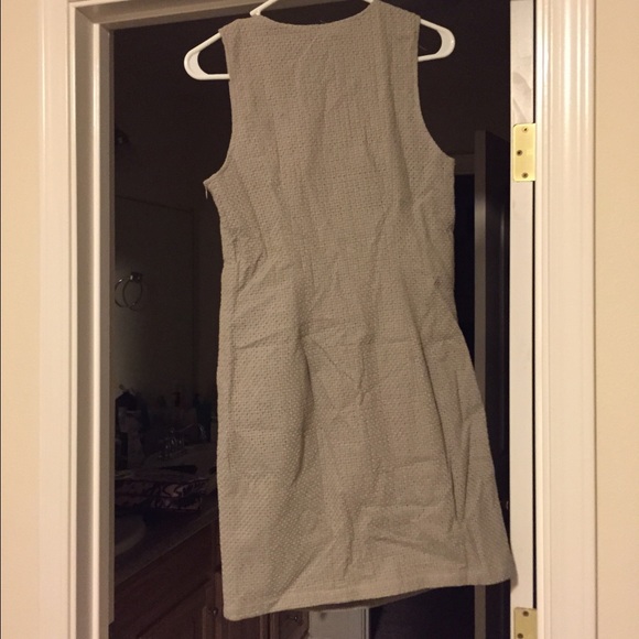 Tan dress - Picture 2 of 3