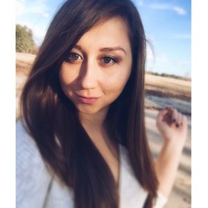 Meet your Posher, Alexsandra
