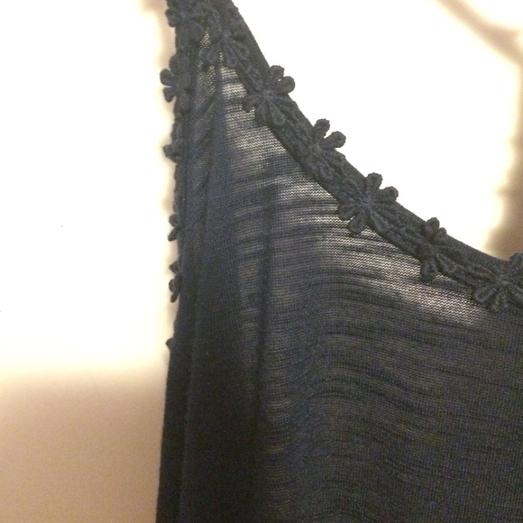 Tank top - Picture 2 of 2