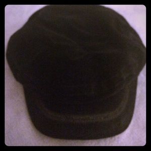 Black velvet hat