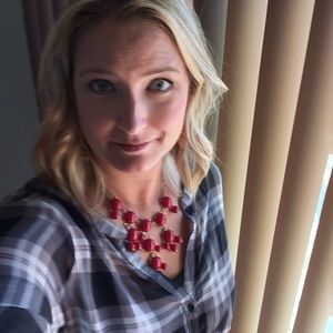 Meet your Posher, Janelle