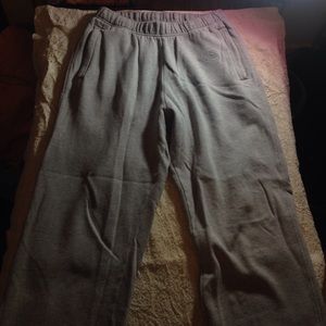 Comfy and versatile North Face sweat pants