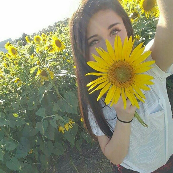 Meet your Posher, Reese - Picture 2 of 4