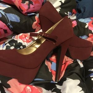 Burgundy size 8 Charlotte Russe heels