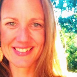 Meet your Posher, Cassandra