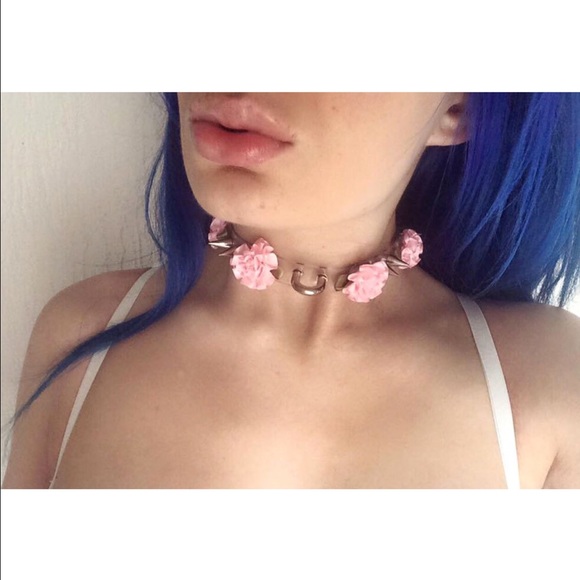 Harajuku Clear Pink Flower Studded Collar Choker