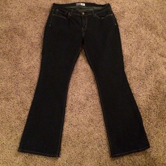 Dark denim curvy boot it Levi jeans size 18 M