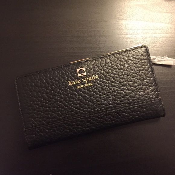 Kate Spade Southport Avenue Stacy Black Wallet