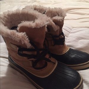 Sorel snow boots