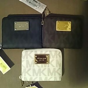 MK Women wallets