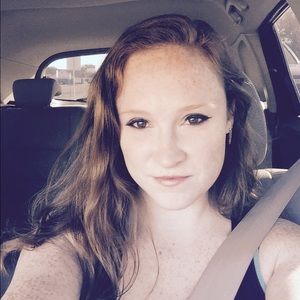 Meet your Posher, Rebecca