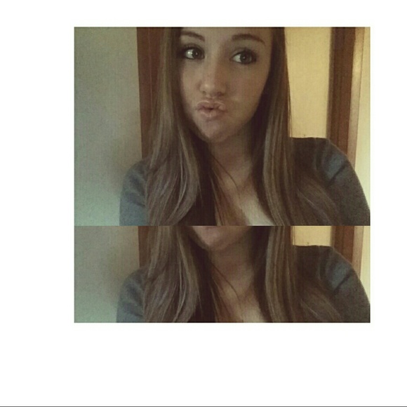 Meet your Posher, Addison - Picture 1 of 1