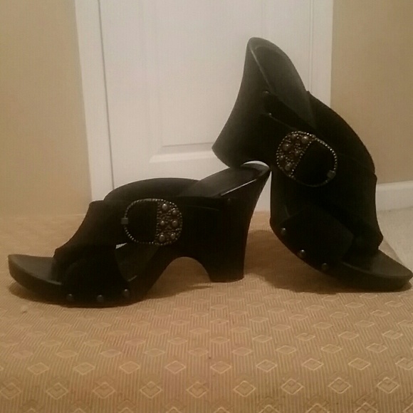 Liz Claiborne sandals