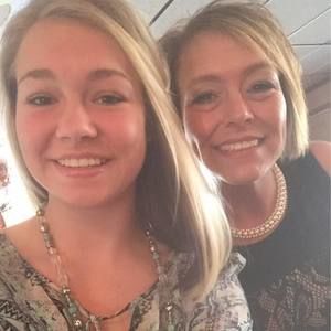 Meet your Posher, Joni