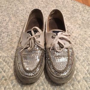 Sequin sperrys