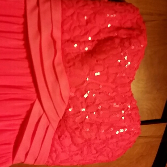 Homecoming dress - Picture 2 of 3