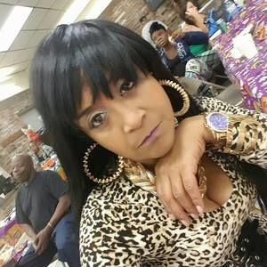 Meet your Posher, Ramona