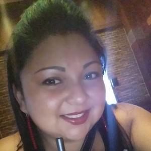 Meet your Posher, Desiree