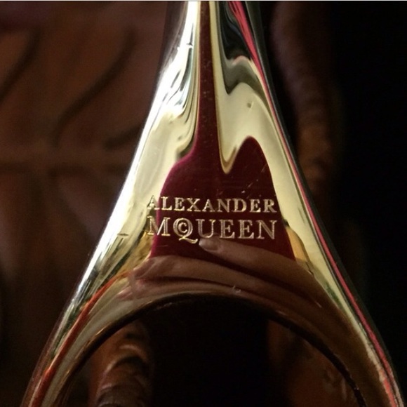 😝SOLD😝😍ALEXANDER MCQUEEN👸🏻❤️ - Picture 2 of 3