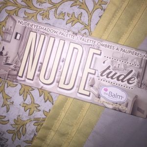 Nude Tude Eye Shadow Pallete