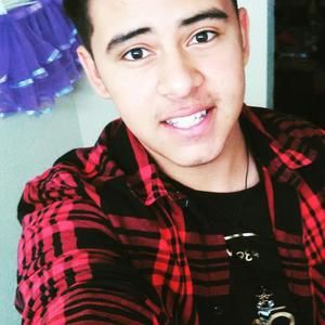 Meet your Posher, Aron