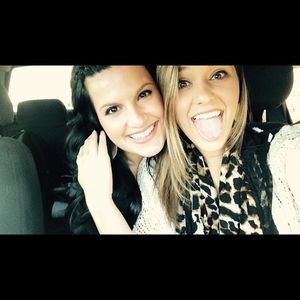 Meet your Posher, Julia