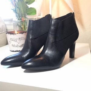 NWOT Franco Sarto black leather booties