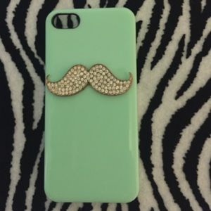 iPhone 5 case.