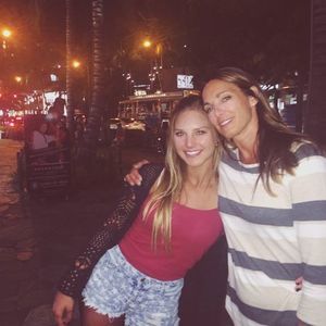 Meet your Posher, Hailey