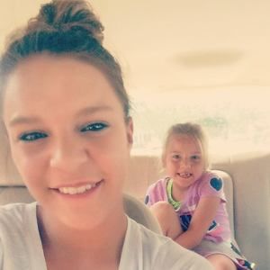 Meet your Posher, Kayla