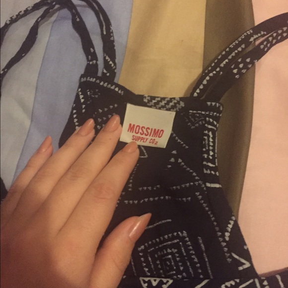 Crop top - Picture 2 of 2