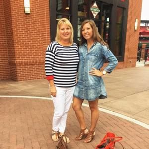 Meet your Posher, Alexis