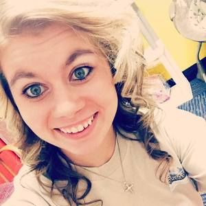 Meet your Posher, Carly