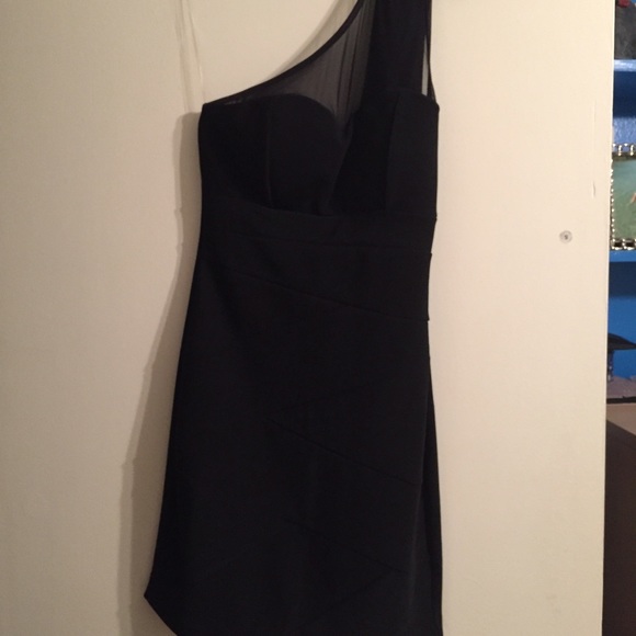 Little black dress - Picture 2 of 3