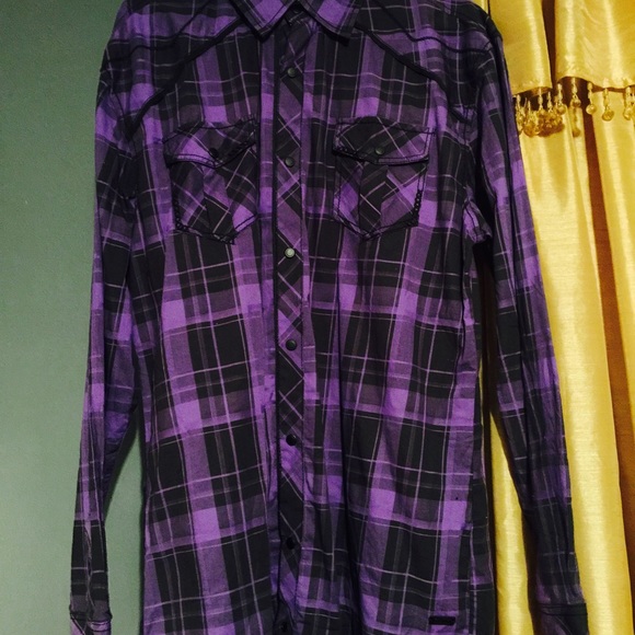 MENS purple plaid BKE button up shirt
