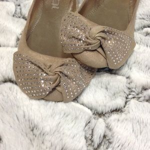 Steve Madden Glo Studded Bow Ballet Flats Nude