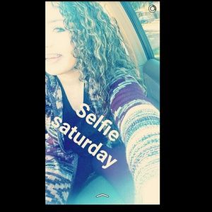 Meet your Posher, Alexis