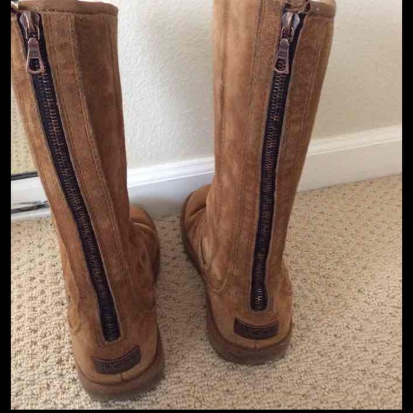 Rare Zipper Ugg Boots