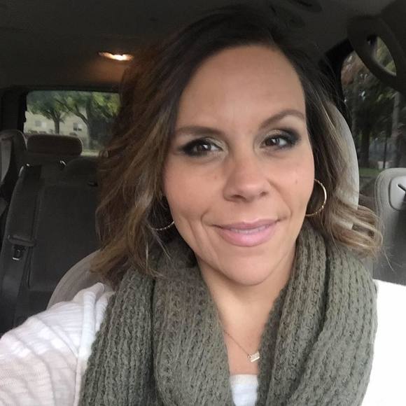 Meet your Posher, Kari