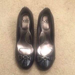 Sofft kitten heel pump