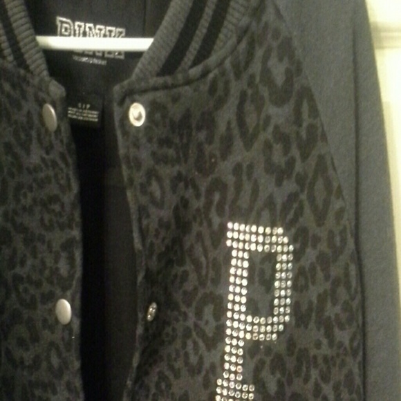 Pink jacket - Picture 3 of 3