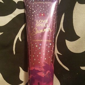 Victoria's Secret Love Spell Shimmer lotion
