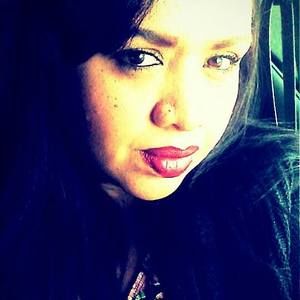 Meet your Posher, Noemi