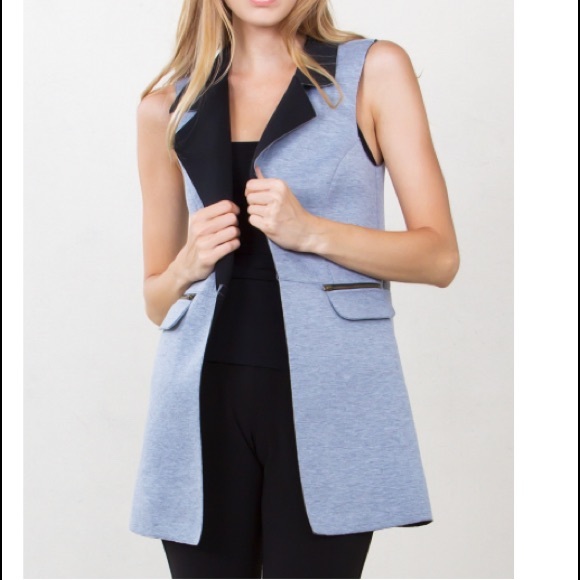 Heather gray scuba vest with a black contrast