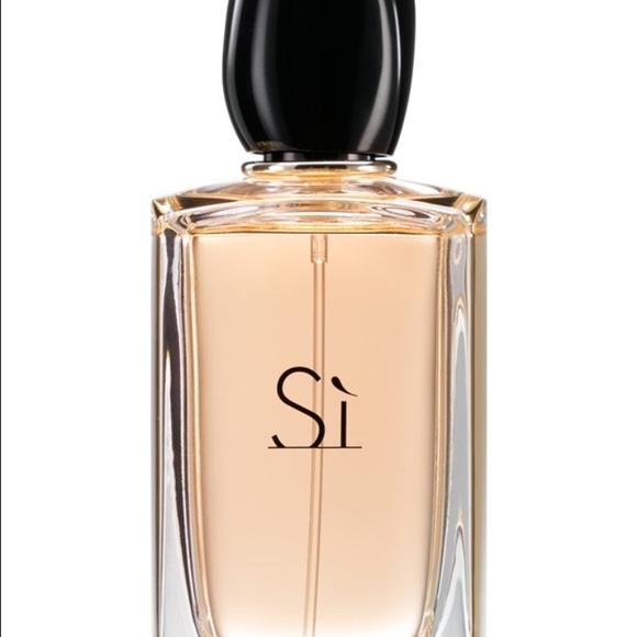 Sí by Georgio Armani