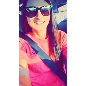 Meet your Posher, Ashley