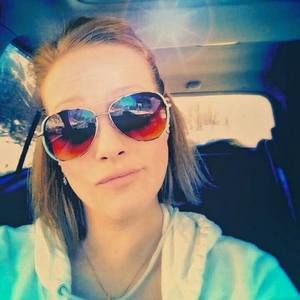 Meet your Posher, Casey